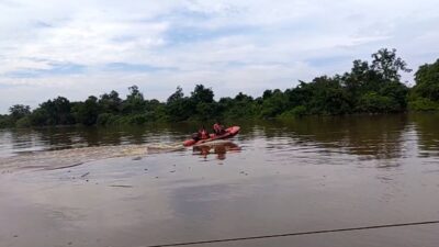 Pencarian Joki Perahu Ketinting Hilang di Sungai Kahayan, Tim SAR Terkendala Arus Deras